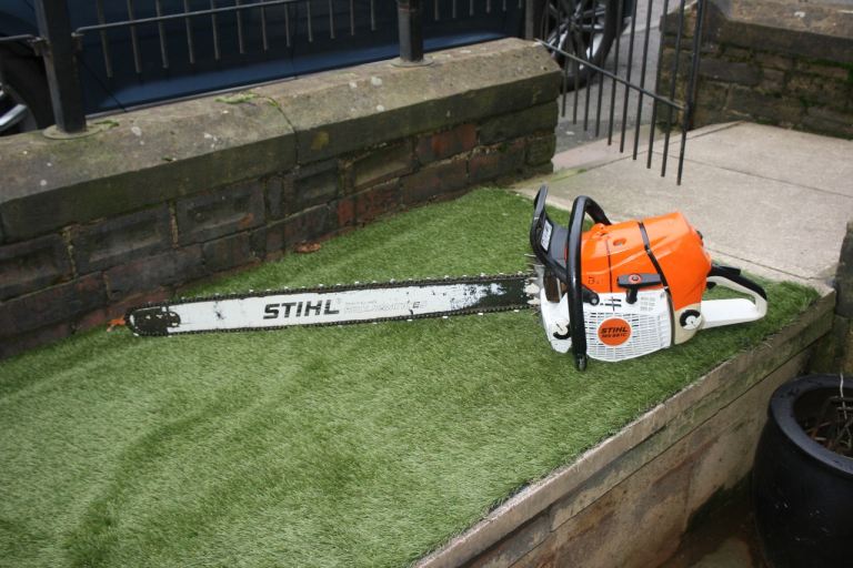 Stihl MS661c 2018 pro petrol chainsaw excellent condition just serviced