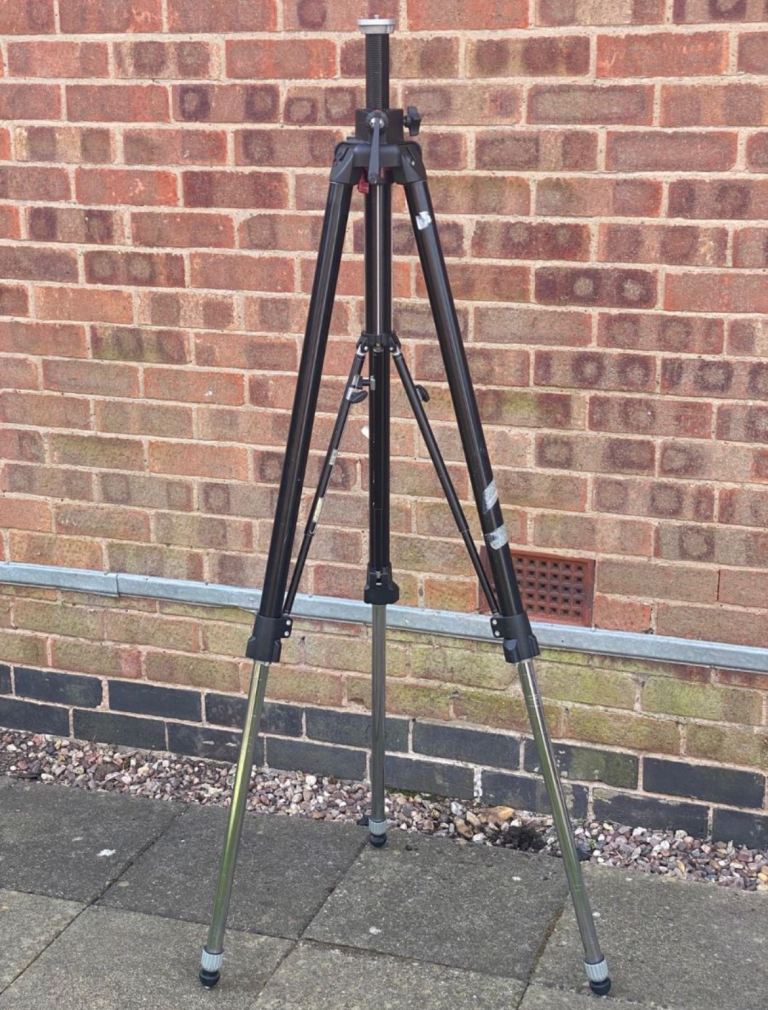 Manfrotto 058B black heavy duty tripod Studio Photography 