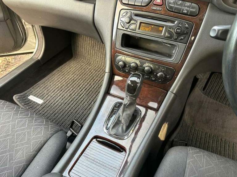 2003 Mercedes-Benz C Class 1.8 C180 Kompressor Elegance SE 4dr Petrol Automatic