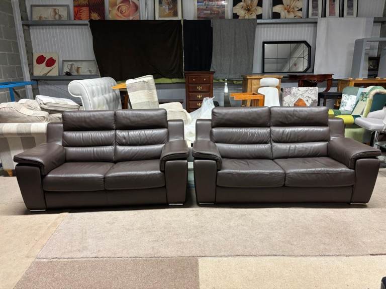 Brown Italian Leather 2 and 3 Seater Sofas 