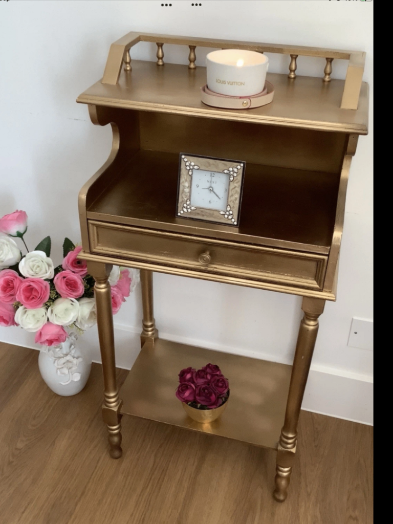 image for Lovely side table/ small desk space saver RRP £200 now £25 only 