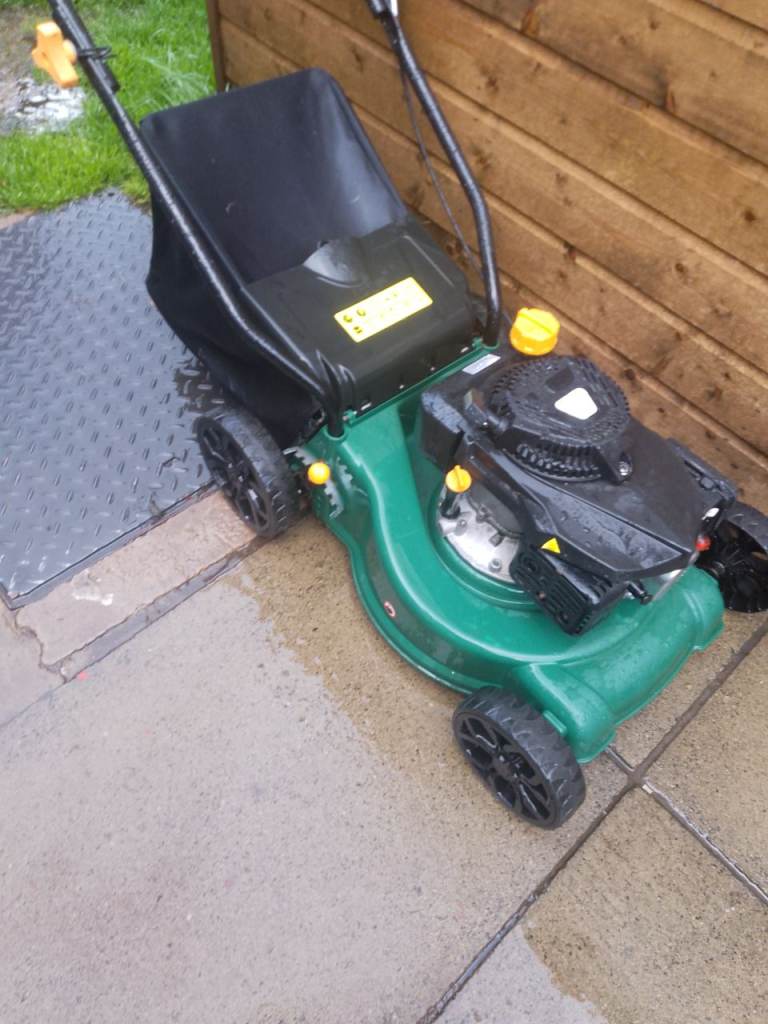 Petrol lawnmower 