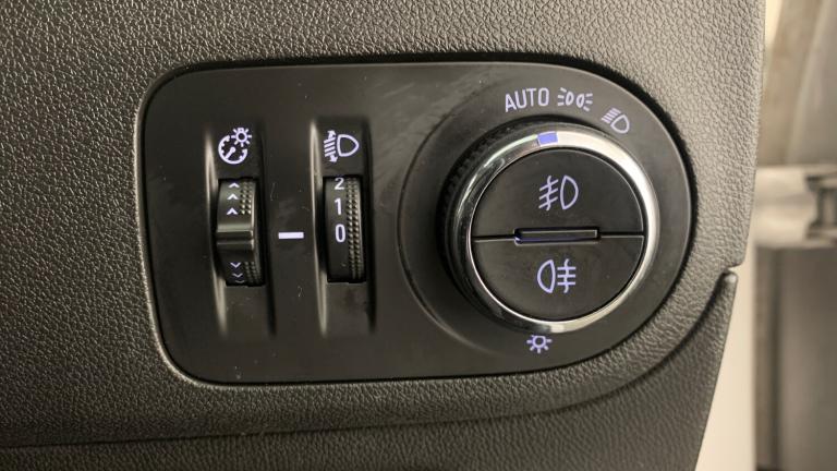 2018 Vauxhall Crossland X 1.2 Elite Nav SUV 5dr Petrol Manual Euro 6 (83 ps) SUV Petrol Manual