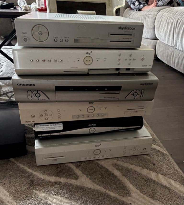 Multiple sky boxes