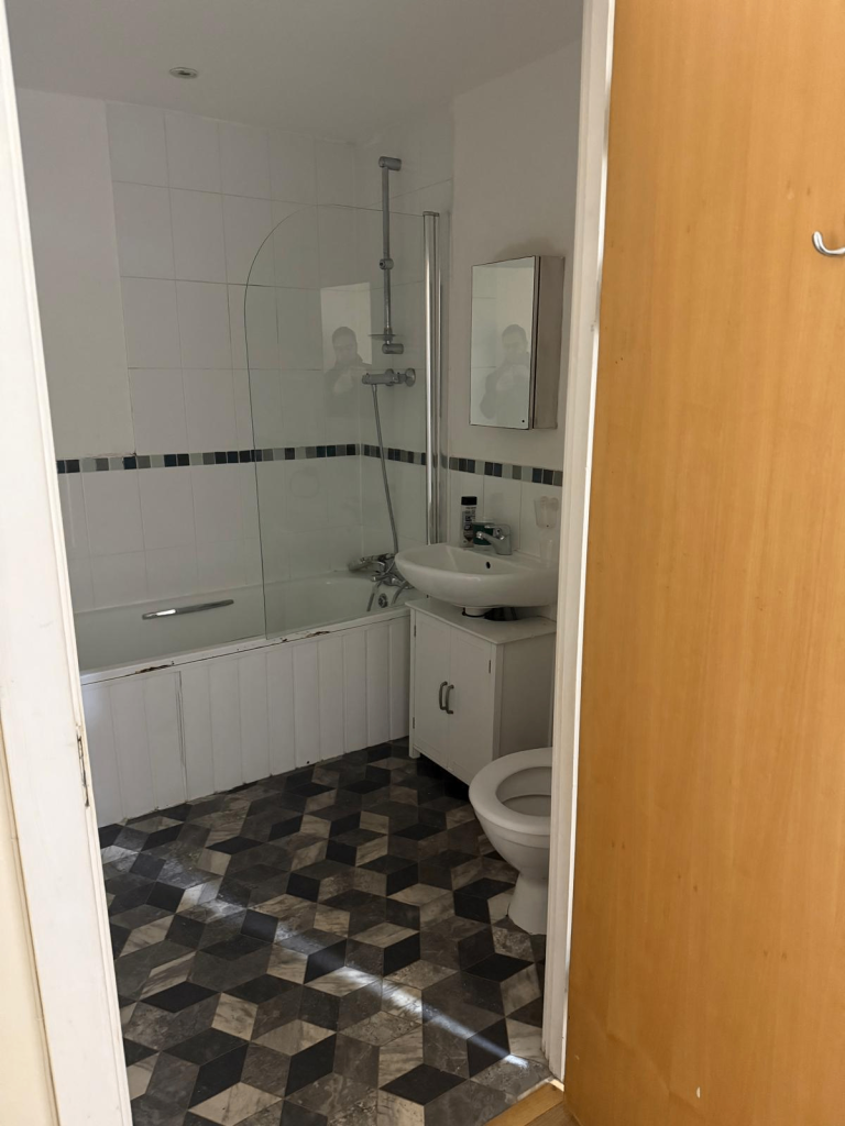 Spacious & Cosy Studio 2 bed Flat for Rent B12 0NZ