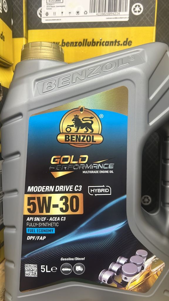 BENZOL 5W30 ENGINE OIL £30 Fully certified oil