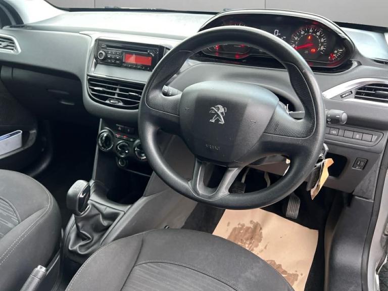 2012 Peugeot 208 1.4 HDi Access+ 5dr HATCHBACK Diesel Manual