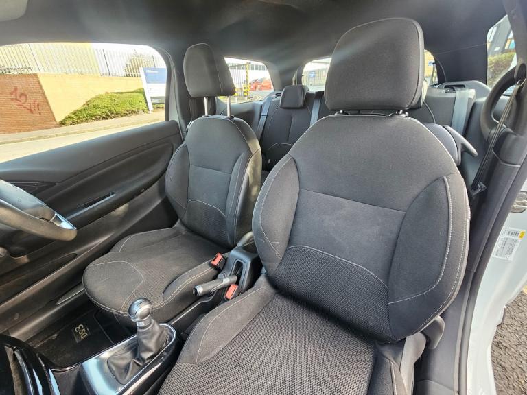 2016 DS Automobiles DS 3 Citroen DS3 1.2 PureTech 82 Chic 3dr HATCHBACK Petrol Manual