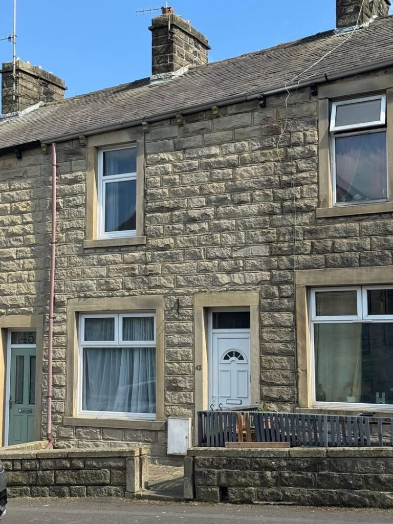 2 bedroom house to rent in Barnoldswick 