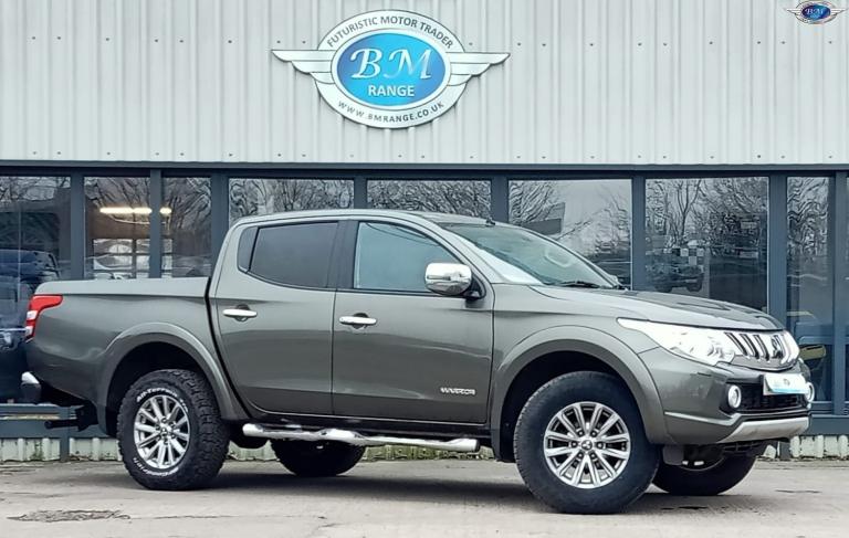 MITSUBISHI L200 2.4 DI-D DC Warrior Green Manual Diesel 2015