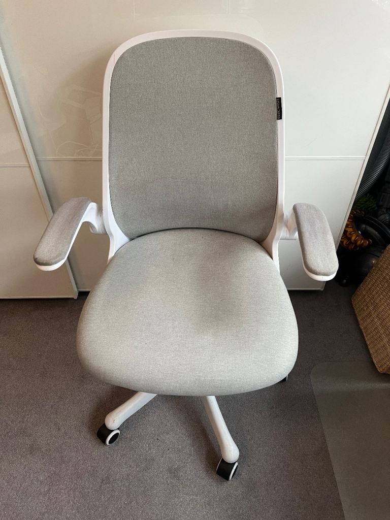 Office chair White and grey
