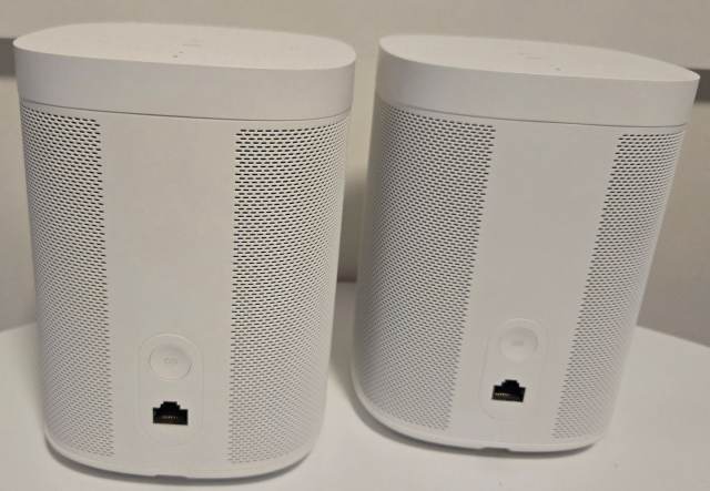 2 x SONOS ONE Gen2 White Speaker voice control premium Sound 46-76