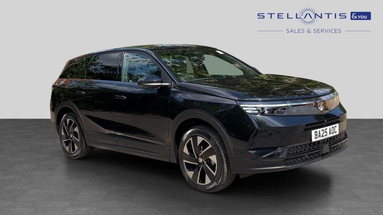 2025 Vauxhall Grandland 1.2 Ultimate SUV 5dr Petrol Hybrid e-DCT Euro 6 (s/s) (136 ps) SUV Hybrid...