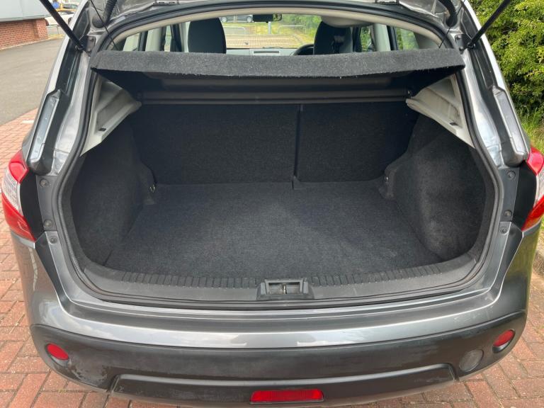 2012 Nissan Qashqai 1.6 dCi Visia 5dr [Start Stop] HATCHBACK Diesel Manual