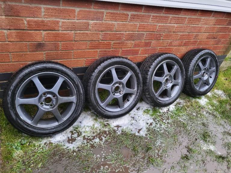 15 inch 4x100 Toyota Yaris T-Sports Alloy wheels 