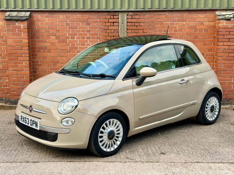 2013 Fiat 500 0.9 TwinAir Lounge 3dr Dualogic HATCHBACK PETROL Automatic