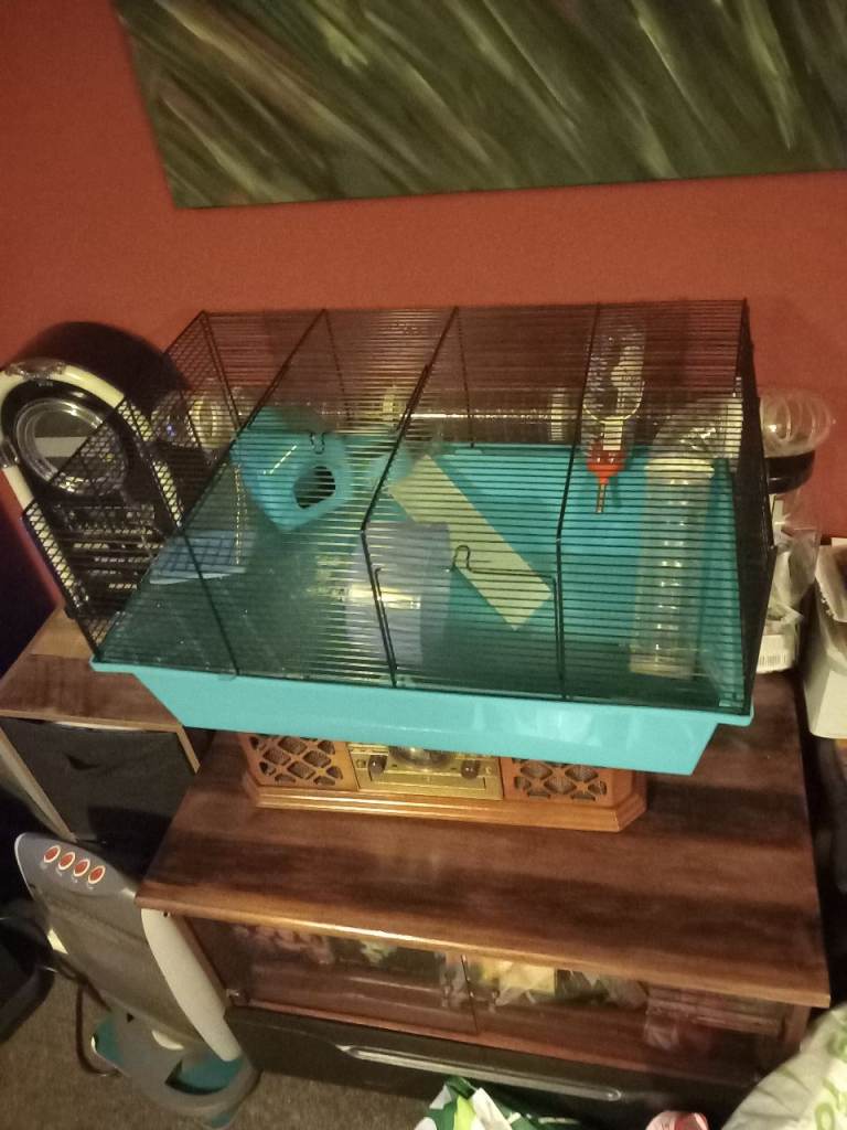 3 x hamster cages 