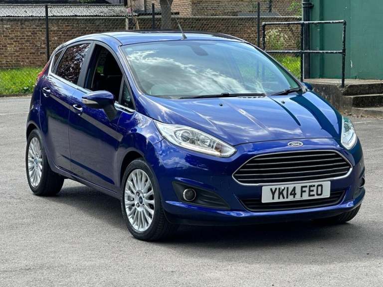 2014 Ford Fiesta 1.0 EcoBoost Titanium 5dr Hatchback PETROL Manual