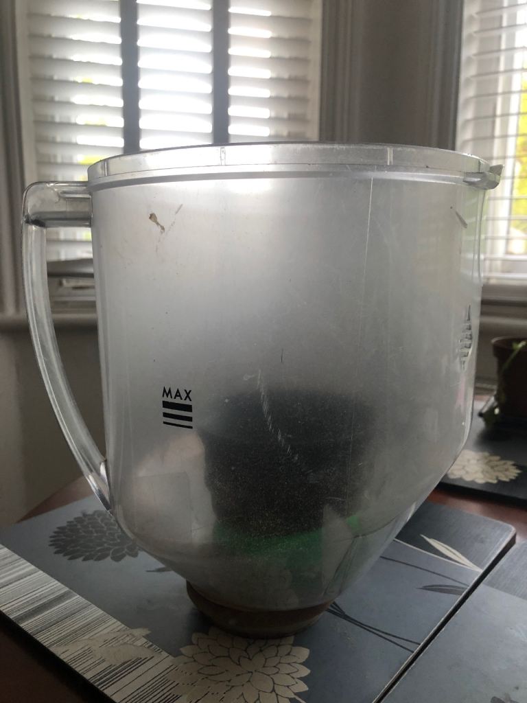 Dyson DC08 bin