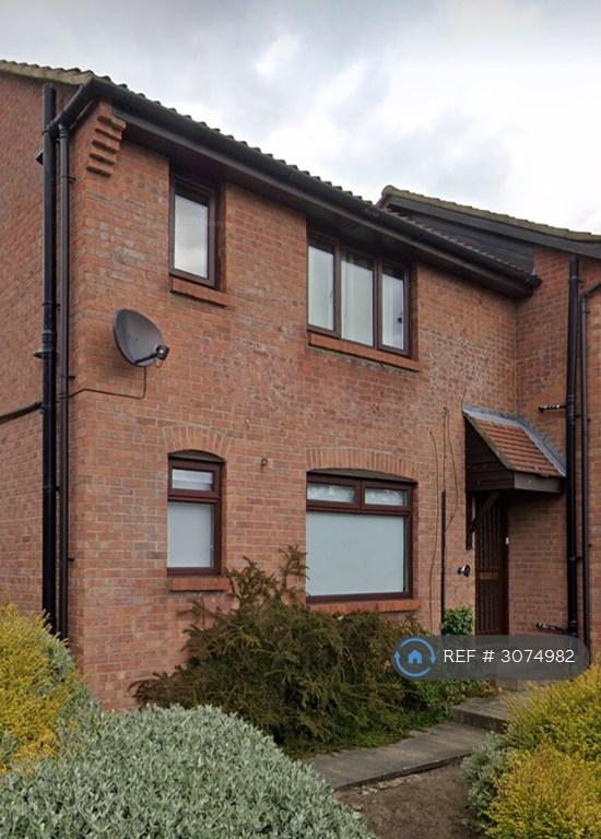 Studio flat in Hartwith Close, Harrogate, HG3 (#3074982)