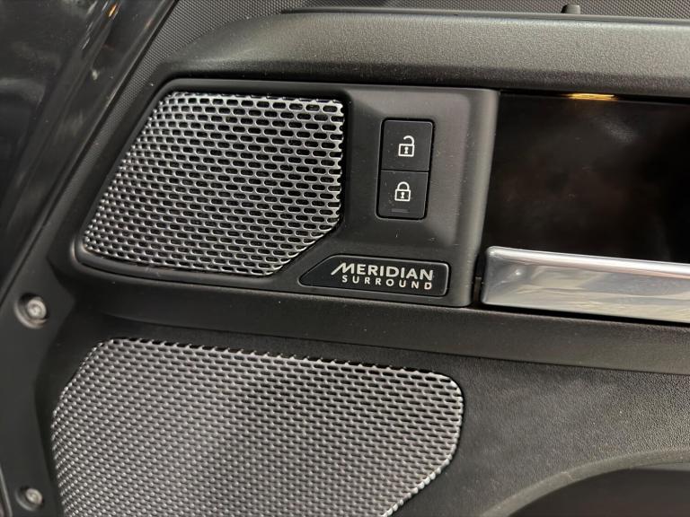 2022 Land Rover Defender 110 5.0 P525 V8 Auto 4WD Euro 6 (s/s) 5dr ESTATE Petrol Automatic