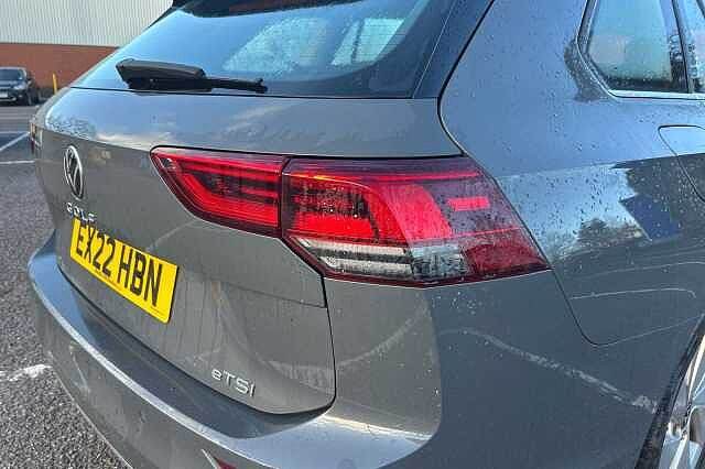 2022 Volkswagen Golf 1.5 eTSI 150 Style 5dr DSG Estate Petrol Automatic