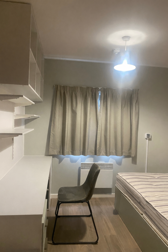 EN-SUITE ROOM in STUDENT ACCOMODATION