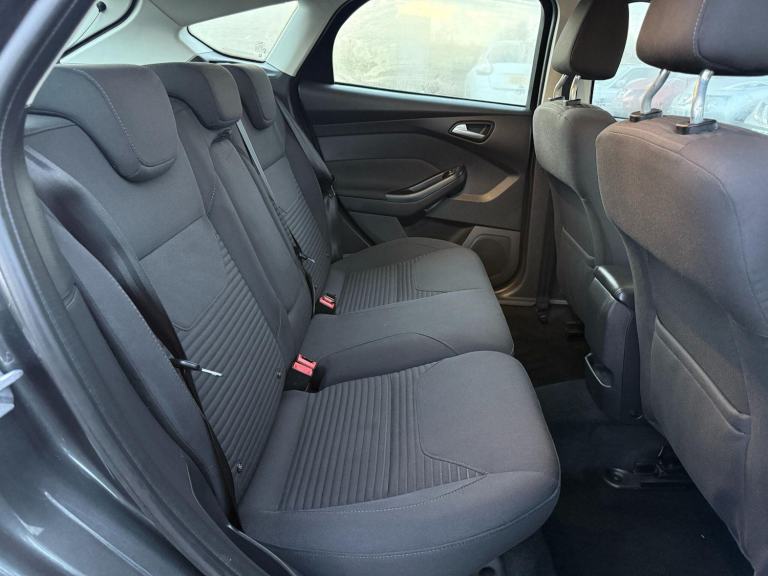 2015 Ford Focus 1.0T EcoBoost Titanium Euro 6 (s/s) 5dr HATCHBACK Petrol Manual