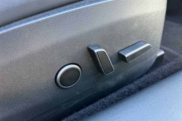 2021 Tesla Model 3 (Dual Motor) Long Range Saloon 4dr Electric Auto 4WDE (346 ps) Saloon Electric...