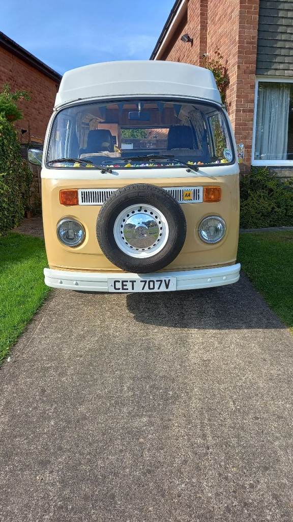 VOLKSWAGEN T2 CAMPERVAN, 1979,Petrol, 1984 (cc)
