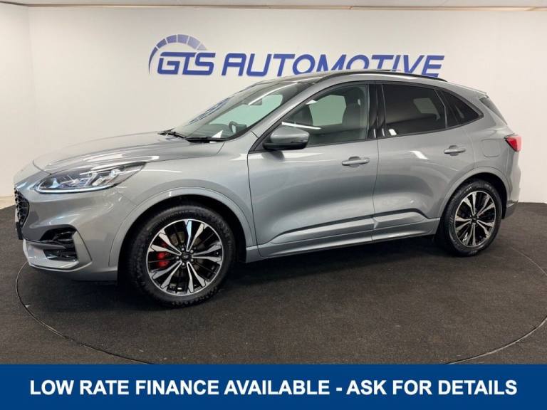 2020 Ford Kuga 1.5D ECOBLUE ST-LINE X 120 BHP + SAT NAV + GLASS SUNROOF + HEATED SEATS HATCHBACK ...