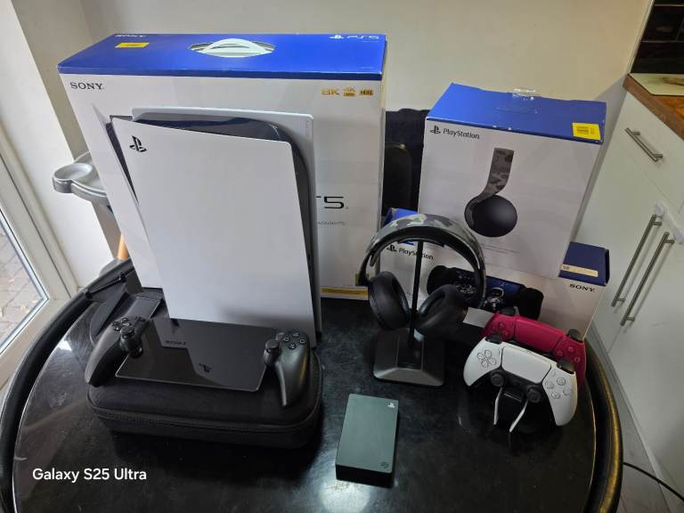 Sony PlayStation 5 825gb 