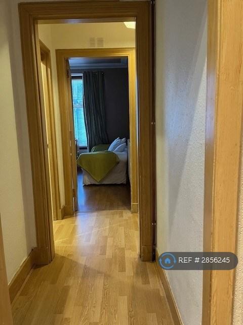 1 bedroom flat in Wallfield Place, Aberdeen, AB25 (1 bed) (#2856245)