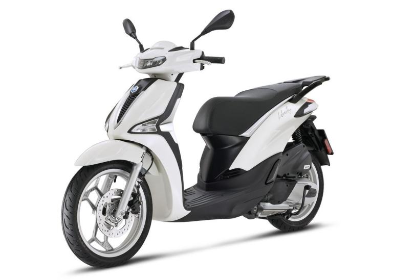 Piaggio Liberty 125 E5+ SAVE £500!