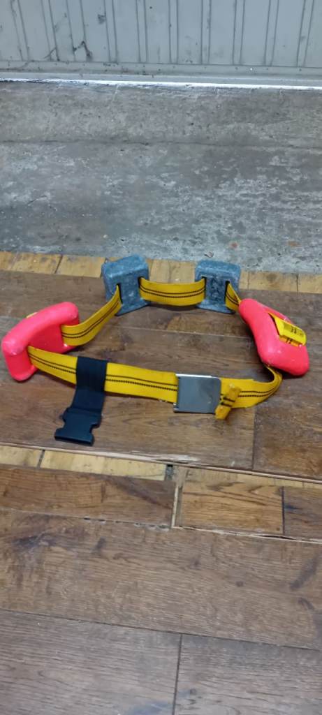Weight belt.