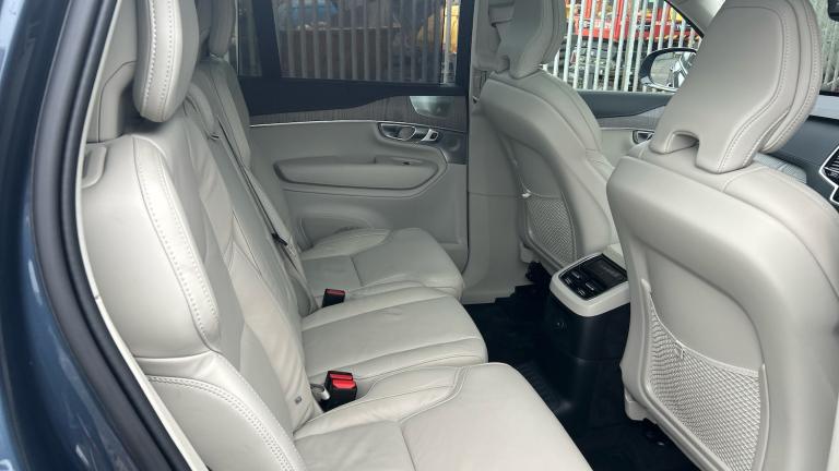 2023 Volvo XC90 2.0 T8 [455] RC PHEV Ultimate Dark 5dr AWD Gtron Estate Estate Hybrid Automatic