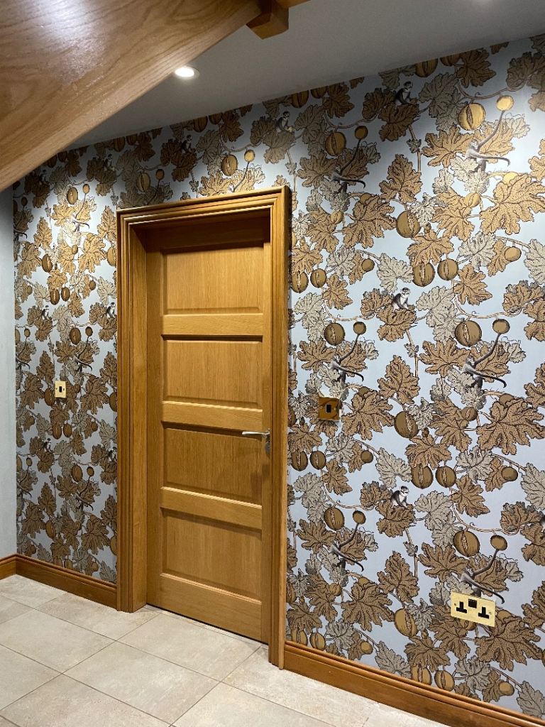 Painter and decorator 