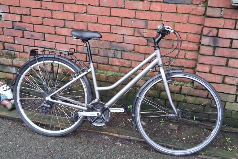 Ladies Ridgeback hybrid aluminium frame townbike 