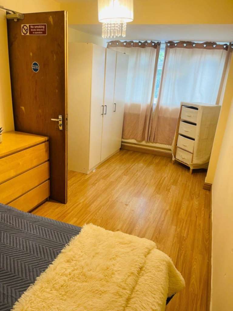 1 bedroom in St Clement Close, Cowley