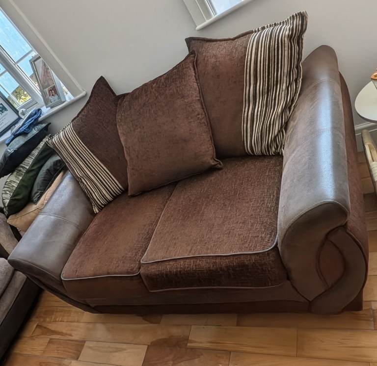 2 and 3 seater sofa