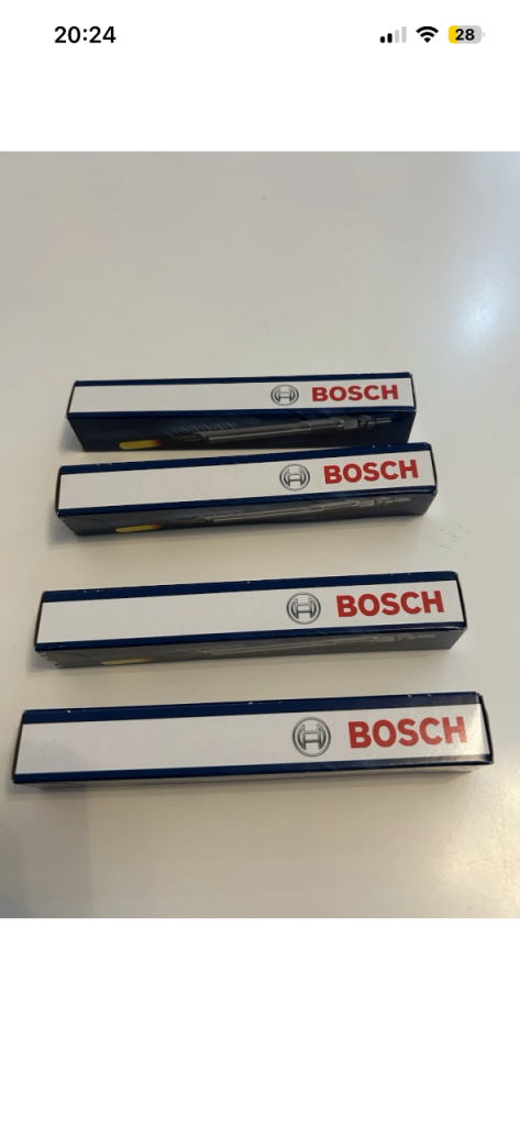 4 x Bosch Glow Plugs - Skoda Octavia 1.9 tdi - NEW