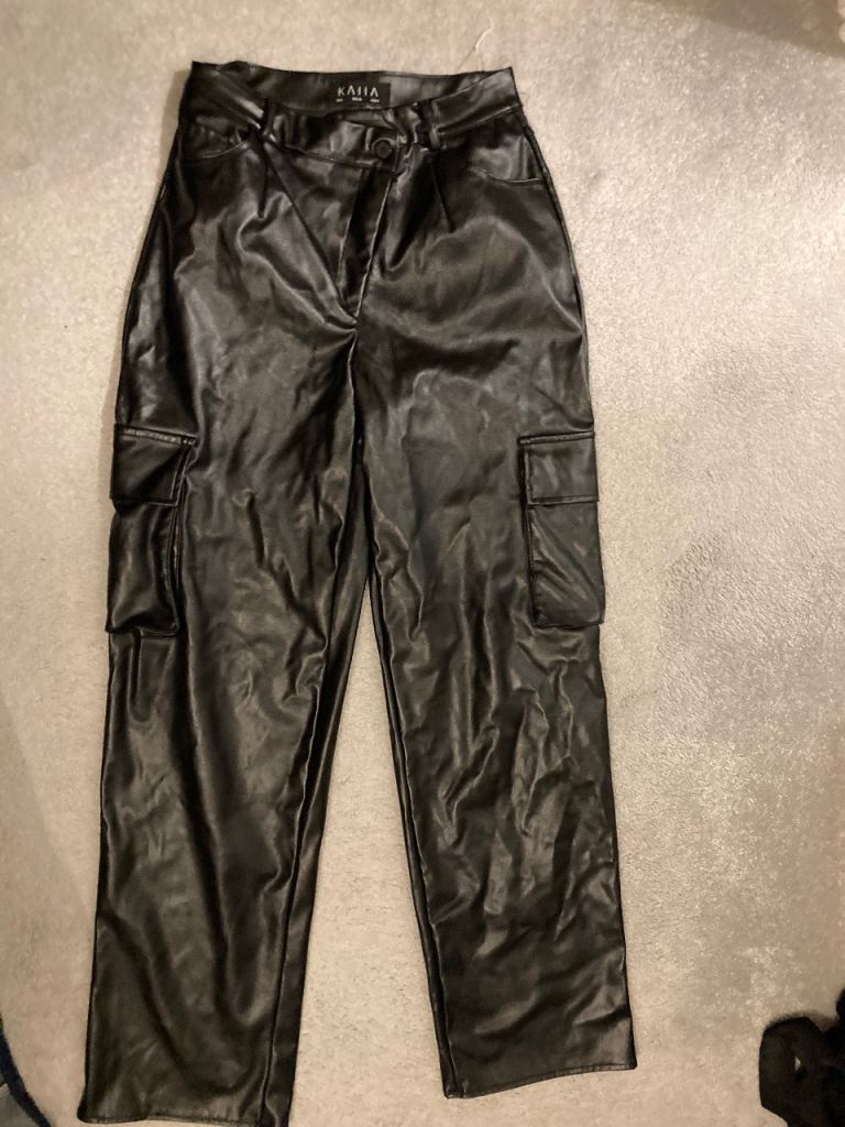 Clothes teenage girl / small adult 