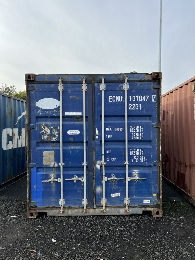 20FT DRY SHIPPING CONTAINER 