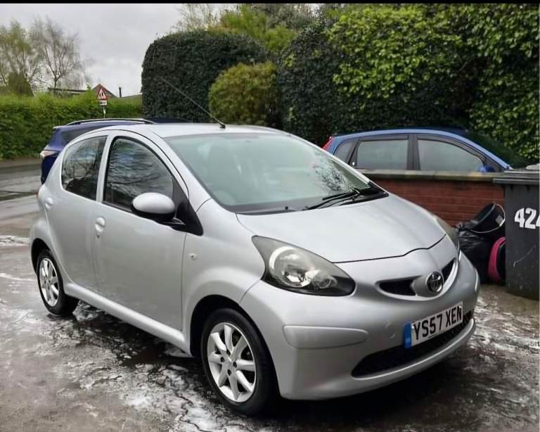 Toyota, AYGO, Hatchback, 2008, Manual, 998 (cc), 5 doors