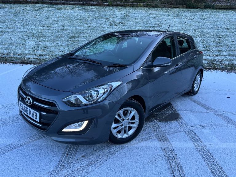 2016 (66) Hyundai I30 1.6CRDI £20 tax Nav immaculate 