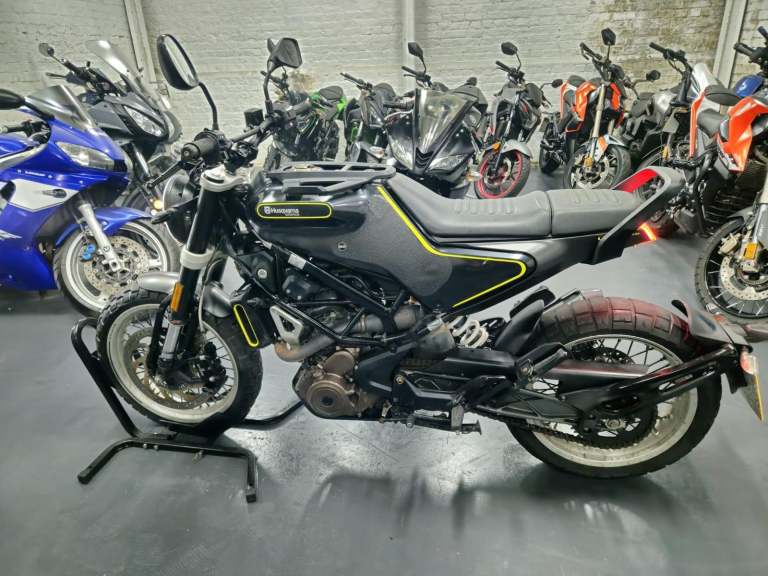 Husqvarna SVARTPILEN 401 2019