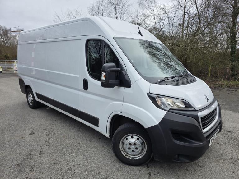 2021 Peugeot Boxer 2.2 BlueHDi H2 Professional Van 140ps PANEL VAN Diesel Manual