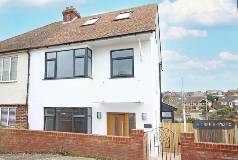 4 bedroom house in Pegwell Road, Ramsgate, CT11 (4 bed) (#2753210)