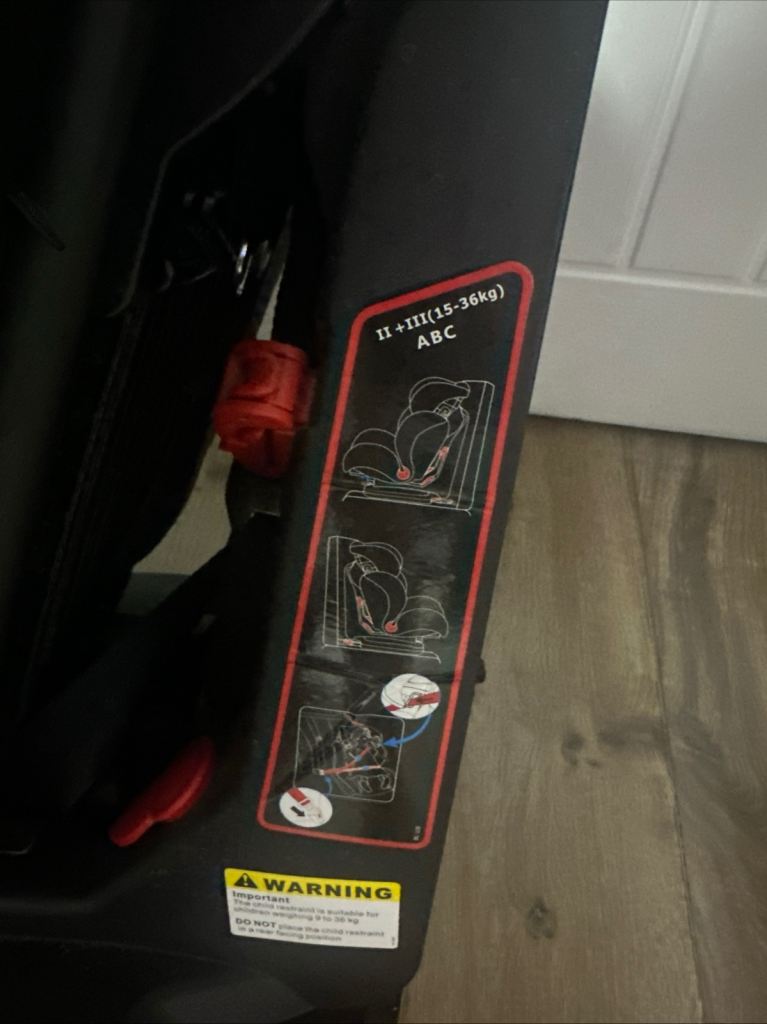 Black and Grey Child Car Seat (15-36kg)