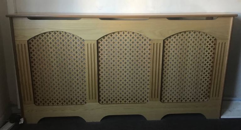 Cambridge Large Oak Veneered style Traditional Radiator cover 900mm(H) 1710mm(W) 200mm(D)